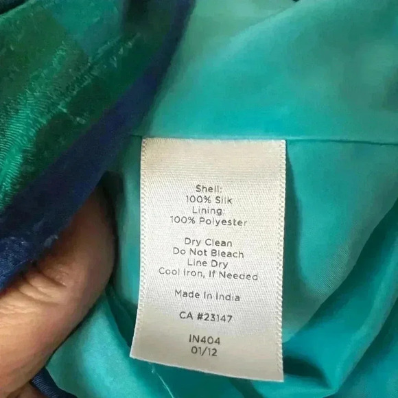 Talbots Sleeveless Blouse 100% Silk Jewel Toned Striped Women’s Size 2P (Petite) - Picture 7 of 7